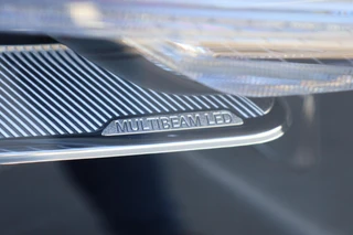 Mercedes GLB 200 d AMG Line / Keyless-Go / Winter-Paket / Multibeam LED / Camera / 58