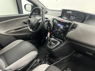 Lancia Ypsilon 0.9 TwinAir S MomoDesign AIRCO LM. / 13