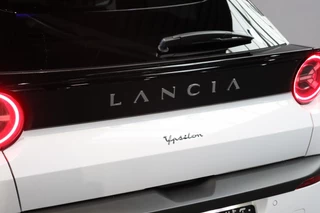 Lancia Ypsilon 1.2 Turbo Hybrid HF Line 110pk / 22