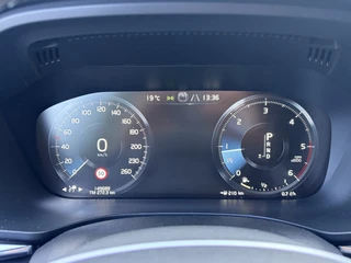 Volvo XC60 2.0 D4 Inscription R-Design Adapt.Cruise Apple Carplay Voll.Onderhouden / 35