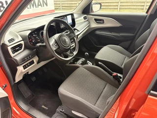 Suzuki Swift 1.2 Style Smart Hybrid Navigatie, Cruise Control Adaptief, Achteruitrijcamera, Stoelverwarming, Parkeersensoren / 13