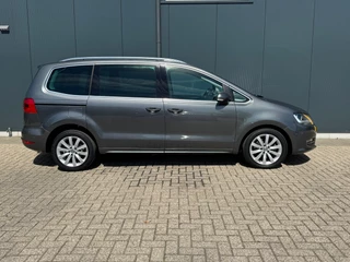 Volkswagen Sharan 1.4 TSI Highline Edition 7 pers * Navigatiesysteem * Elektr. Schuifdeuren * Parkeersensoren * Cruise Control * / 8