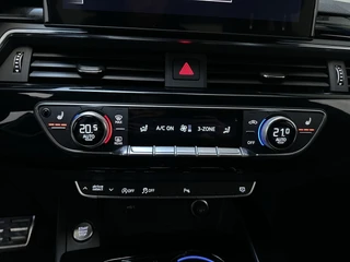 Audi A4 Avant 35 TFSI S Edition Competition S-Line LED Leder-Stof Virtual Cockpit Sfeerverlichting / 18