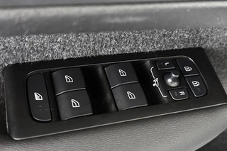 Volvo XC40 1.5 T5 Recharge R-Design Harman Kardon Panoramadak Memory / 37