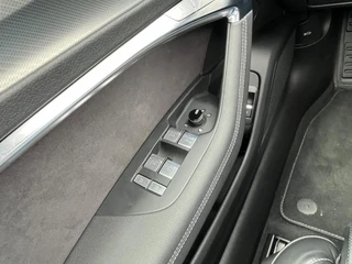 Audi A6 Avant 50 TFSI Hybrid Quattro (Panorama,Trekhaak,Leer,Memory) / 30
