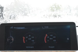 BMW 3 Serie Touring 320i xDrive High Executive M 184 pk  | Vol | HUD | Elekt.haak | Keyless | Open dak | Camera | LED/Xenon | LM-Velgen 19" / 53