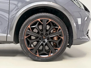 CUPRA Formentor 1.4 e-Hybrid 245pk VZ Pano dak | Brembo / 13