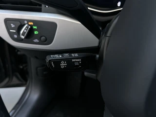 Audi A4 Avant 40 TFSI Advanced Edition Parkeersensoren LED Navigatie DAB+ App-Connect / 22