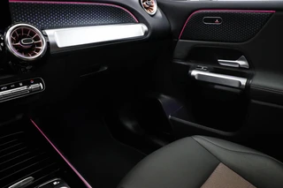Mercedes-Benz EQB 250+ Electric Art 71 kWh | 7 PERSOONS | PANORAMADAK | DAB | APPLE | CAMERA / 41