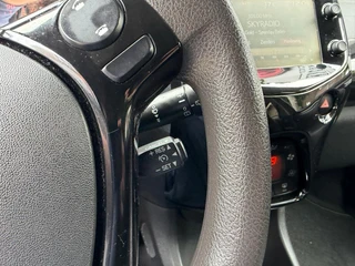Toyota Aygo 1.0 VVT-i x-clusiv / 21