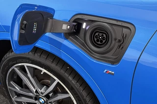 BMW X2 xDrive25e M Sport Panoramadak Head-Up HiFi Keyless Memory / 32
