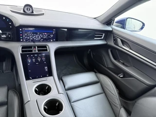 Porsche Taycan 4S Performance 84 kWh SOH 91%| VAN: 56.900,- VOOR: 53.877,- UW HERFSTVOORDEEL: 3.023,-| 18 VOUDIGE STOELVERSTELLING| PORSCHE DEALER ONDERHOUDEN| ORIG. NL NAP 1STE EIGENAAR| 360 CAM| PANORAMADAK| / 32
