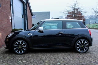 MINI Electric SE Electric Charged 33 kWh / 8