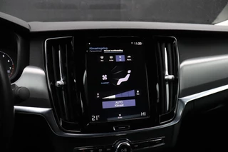 Volvo S90 2.0 T4 Momentum | CAMERA | VIRTUAL COCKPIT | CRUISE | APPLE CARPLAY | / 10