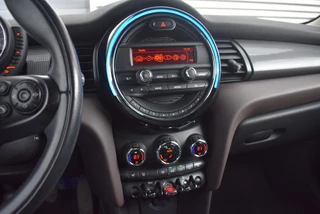 MINI Cooper 1.5 COOPER CHILI S.BNS CLIMA / STOELVERW. / CRUISE / 24
