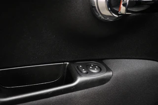 Fiat 500C 0.9 TwinAir Turbo Lounge / 26