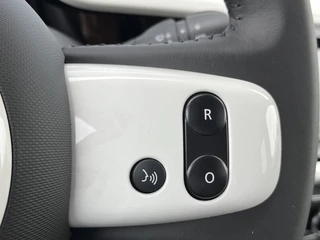 Renault Twingo Z.E. R80 Intens  | SOH 96% | 22 Kwh | Camera | Navigatie | Parkeersensoren | Cruise Control | Climate Control | DAB | Apple CarPlay/Android Auto / 8