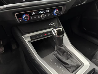 Audi Q3 35 TFSI Advanced Automaat | Parkeersensoren | Adaptive Cruise Control | Stoelverwarming | Apple CarPlay / 6