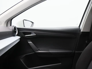 SEAT Ibiza 1.0 EcoTSi Style | Cruise Control | Airco | Parkeersensoren | CarPlay | 15 Inch | 29.984 Km !! / 30