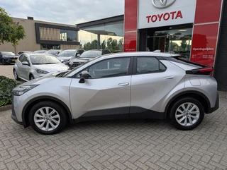 Toyota C-HR 1.8 Hybrid 140 Active 4-SEIZOENSBANDEN ANDROID & APPLE DIGITALE TELLERS METALLIC LAK / 7