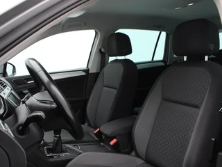 Volkswagen Tiguan 1.4 TSi 125 Pk Connected Series | Cruise Control | Navigatie | Climatronic | Parkeersensoren | 17 Inch | 158.663 Km !! / 8