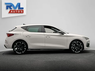 CUPRA Leon 1.4 e-Hybrid VZ Business PHEV | Stoel/Stuur Verwarming Carplay Keyless Camera / 55