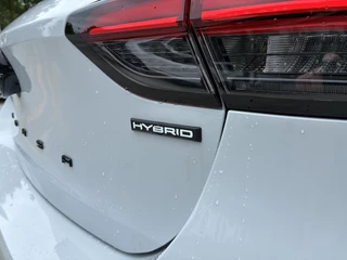 Opel Corsa 1.2 Turbo 145Pk Hybrid Automaat Ultimate | DEMO | Climate control | Navigatie | Camera | Parkpilot | Alcantara | Cruisecontrol | 17" LM-Velgen / 28