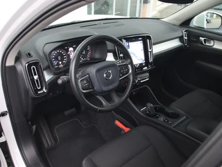 Volvo XC40 1.5 T3 Momentum Pro | Elek. wegklapbare trekhaak / 4