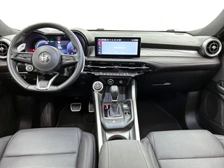 Alfa Romeo Tonale 1.5T 160PK Hybrid Veloce PANORAMADAK | LEER | CAMERA | 20”LM / 25
