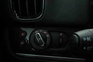 MINI Countryman Mini 1.5 Cooper S E ALL4 Chili  Panorama, Head Up, Automaat / 21