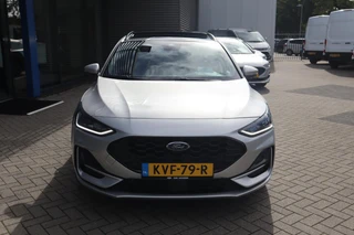 Ford Focus Wagon 155PK ST-LINE-X AUTOMAAT BTW PANODAK EL-ACHTERKLEP BLISS WINTERPACK HEAD-UP DISPLAY EX-FABR. AUTO 100.000KM/4JR GARANTIE / 13