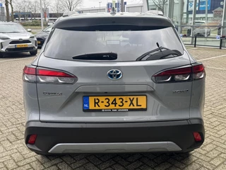 Toyota Corolla Cross 2.0 HYBRID FIRST EDITION BLIND-SPOT ELEK-ACHTERKLEP KEYLESS LM-VELGEN PARK-SENSOREN APPLE/ANDROID STOELVERW DRAADLOOS-LADEN AD-CRUISE BLUETOOOTH DAB+ / 33