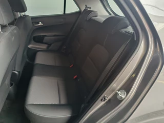 Kia Picanto 1.0 DPi DynamicLine  Rijklaar + Fabrieksgarantie tot 05-2030 “Sinds 1970 | 5.000+ reviews | Score 9,5 | Service zoals ’t hoort” Henk Jongen Auto's in Helmond,  al 50 jaar service zoals 't hoort! / 21