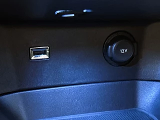 Peugeot 3008 1.2 PureTech GT Line Automaat | Navigatie | Parkeersensoren | Camera | Blind Spot Warning | Apple CarPlay / 39