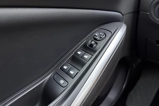 Opel Grandland 1.6 Turbo Plug-In Hybrid GS | 225PK | Automaat | Adaptive Cruise Control | Stoelverwarming | Verwarmd stuurwiel | Drive Assist | AGR Stoelen Voor | Navigatie | Parkeercamera achter | Apple Carplay & Android Auto / 20