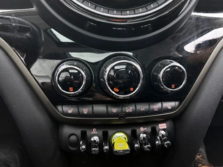 Mini Countryman 1.5 Cooper S E ALL4 Chili Automaat | Cruise Control | Stoelverwarming | Navigatie | Leder | Panoramadak / 22
