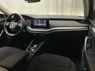 Skoda Octavia Combi 1.0 e-TSI DSG Business Edition Navigatie Parkeersensoren App-Connect DAB+ / 4