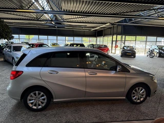 Mercedes-Benz B-Class 180 Ambition / 6