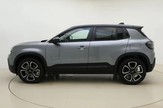 Jeep Avenger 1.2 e-Hybrid 110pk Automaat Summit | Navigatie | Trekhaak | Panoramadak | Adapt. Cruise control | JBL Audio | Elektrische achterklep | Stoelverwarming  | Climate Control / 6