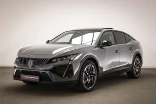 Peugeot e-408 GT 58 kWh | NIEUW | PANORAMADAK | STUURVERWARMING | MASSAGE | DAB | APPLE | 360 CAMERA