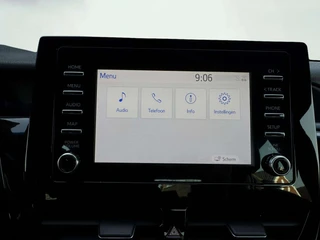 Toyota Camry 2.5 Hybrid Business Edition / 15