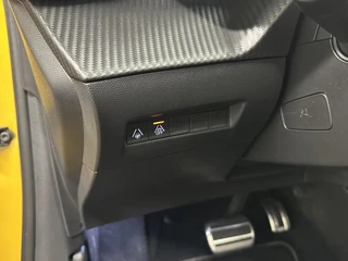 Peugeot 208 1.2 PureTech GT Pack Pano Carplay Camera Stoelverwarming / 18
