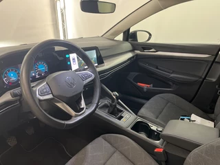 Volkswagen Golf 1.0tsi life 81kW / 9