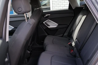 Audi Q3 45 TFSI Hybrid Edition Camera Trekhaak App-connect Stoelverwarming / 14