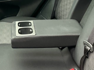 Nissan Qashqai 1.2 N-Connecta | Panoramadak | Navigatie | 360 camera | Stoel Verwarming | Cruise/Control | Climate/Control | / 40