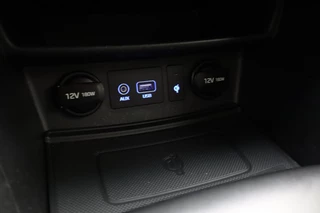 Hyundai Kona 1.0T 120pk Fashion | Navigatie | Trekhaak | Climate control | Achteruitrijcamera | Cruise control | Keyless | Lichtmetalen velgen | Parkeersensoren / 26