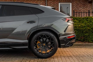 Lamborghini Urus 4.0 V8 650 PK Pano Keramisch B&O Advanced Massage Luchtvering 360 Camera ACC 22'' / 46