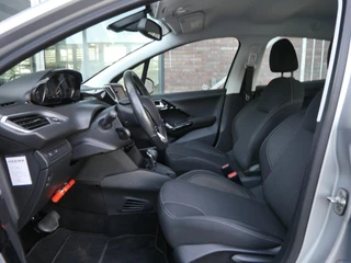 Peugeot 208 1.2 PureTech Allure 110 PK | Automaat | Climate Control | Navigatie | Cruise Control | Licht Metalen Velgen | Apple carplay/Android auto | AUX | USB | Dealer onderhouden / 10