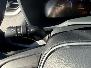 Toyota RAV4 2.5 Hybrid AWD Dynamic 4S-BANDEN EL-SPIEGELS CAMERA PARK-SENSOREN APPLE/ANDOID STOELVERW CLIMA / 17