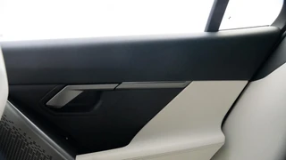 BMW i5 Touring eDrive40 84 kWh / 21